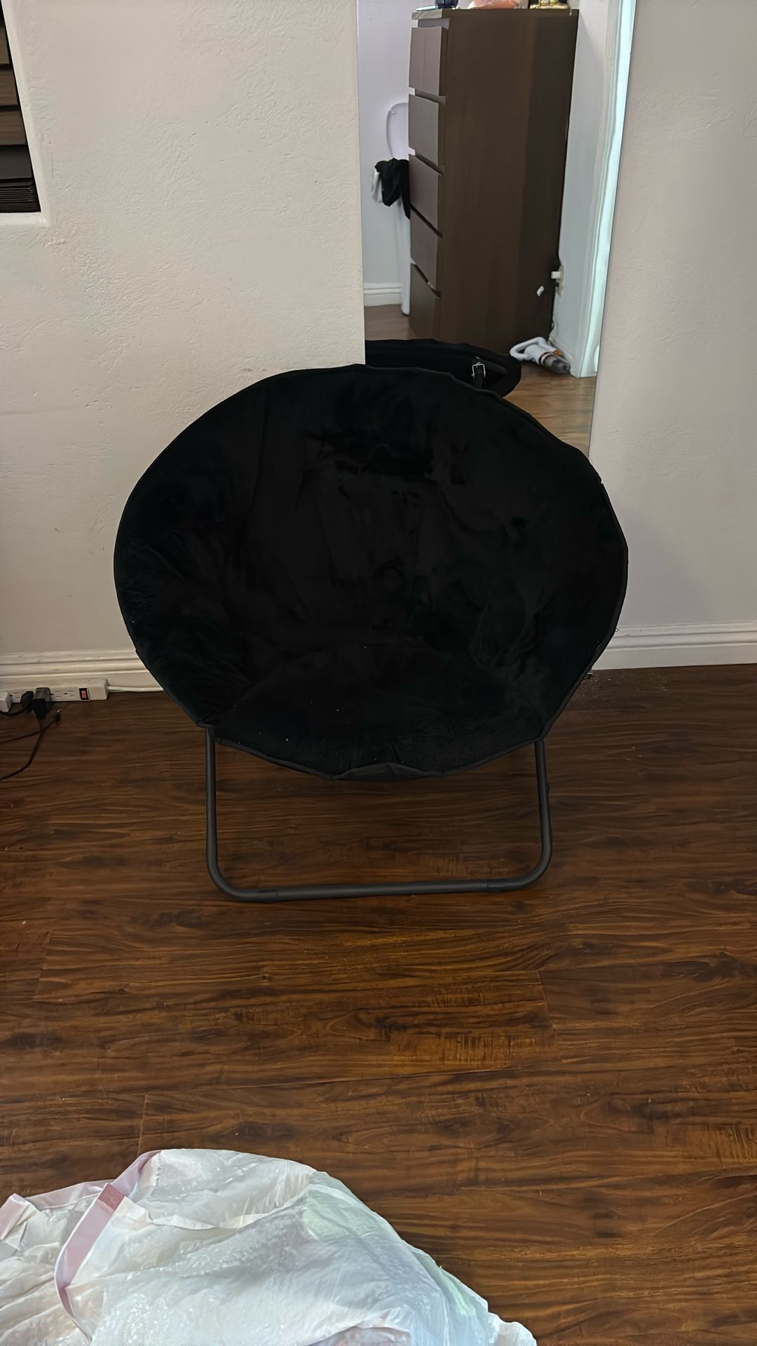 Foldable Saucer Chair 