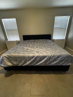 King Size Upholstered Platform Bed Frame – Black