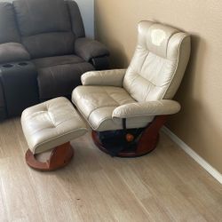 Comfy Huge Recliner With Ottoman 
