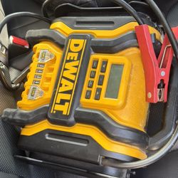 DeWaltz Portable Peak Amp