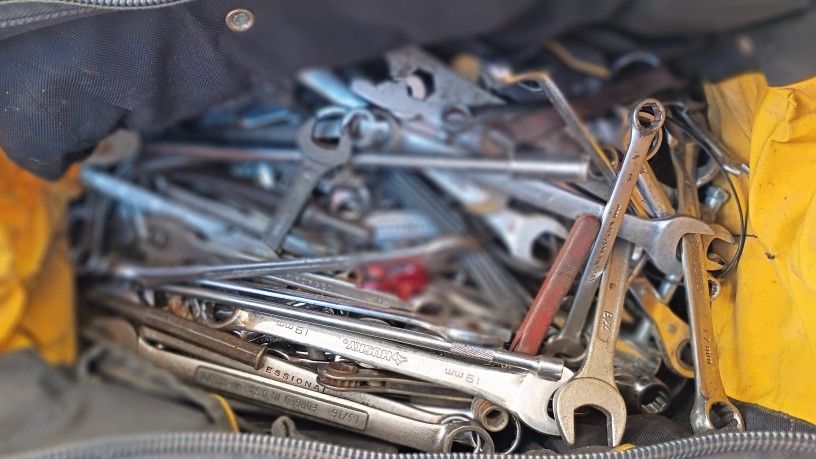 Bag Of Wrenches 