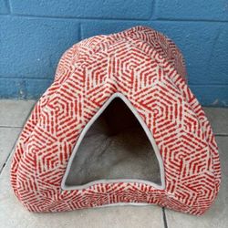 La. Ti. Paw Hexagon Velvet Pet Cave