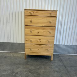 Pine Dresser 