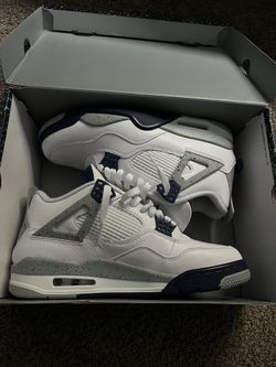 Jordan’s 4 Midnight Navy