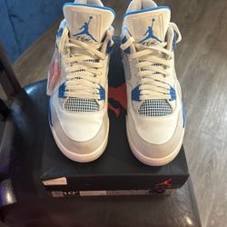 Air Jordan 4 Retro