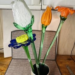 Royal gallery Made In Czech Republic Glass Flowers 