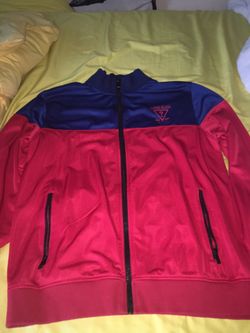 Guess sweater