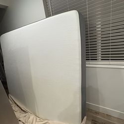 Cal King Casper Cooling Select 12" Memory Foam Mattress