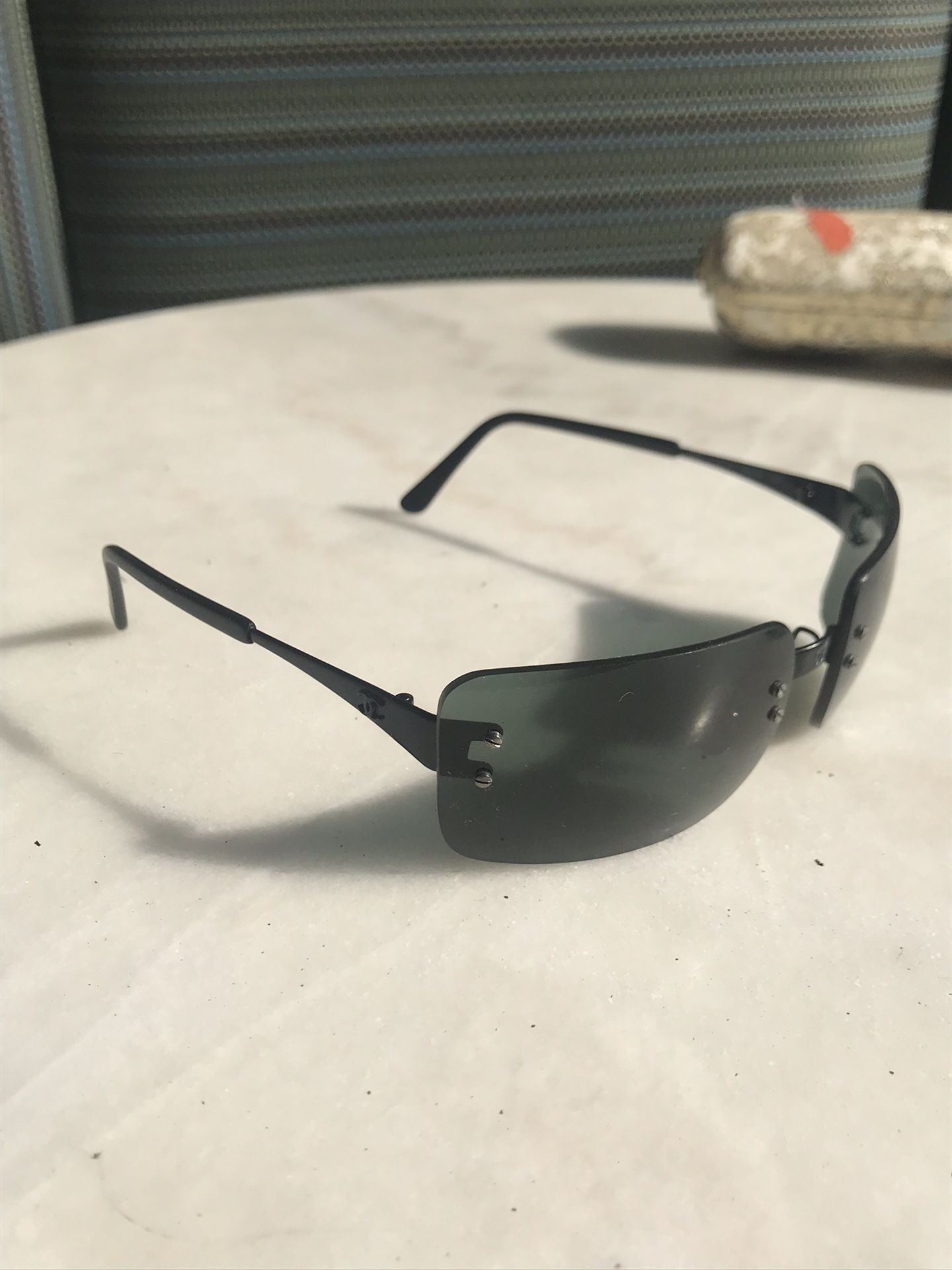 Chanel Black Classic Sunglasses for Sale in Los Angeles, CA - OfferUp