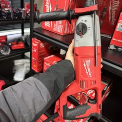 Milwaukee 8 Amp Rotary Hammer