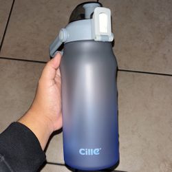 Cille Water Bottle 