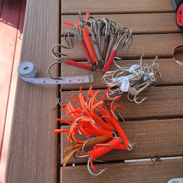 Large Treble Hooks 