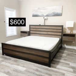 [Available] 3-Piece King Gray Wood Bedroom Set with Mattress and Box Spring