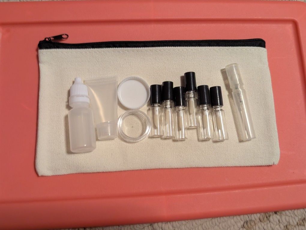 Mini makeup travel empty refillable set