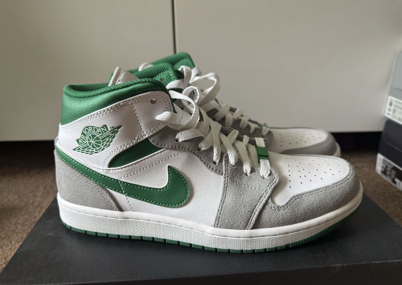 Jordan 1 se green gray