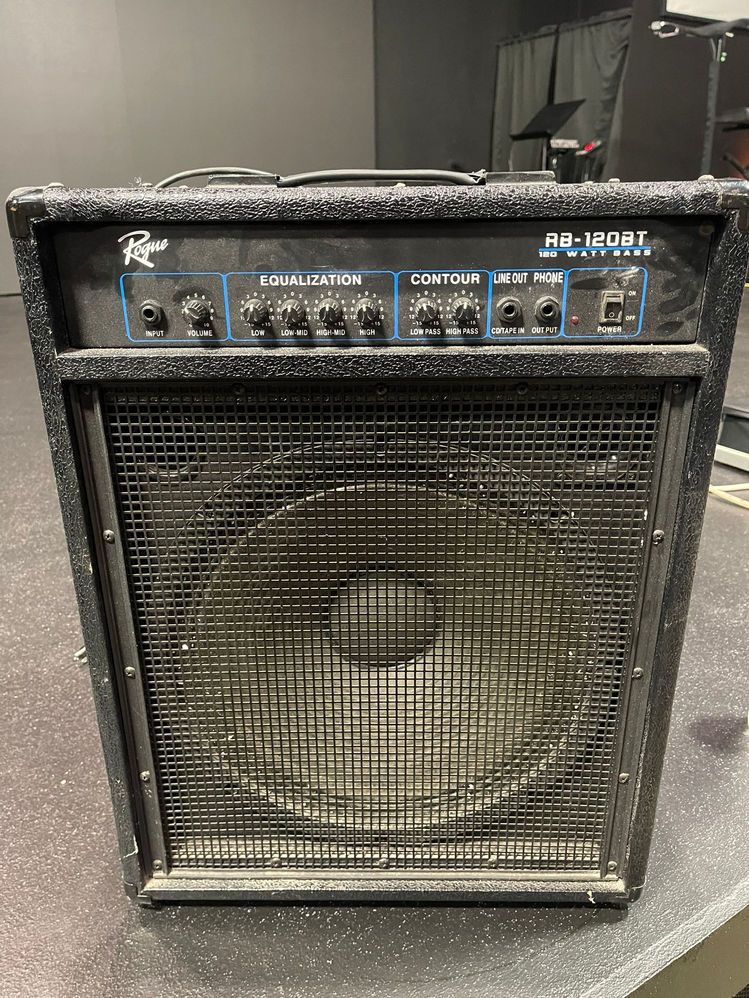 Rogue Bass Amplifier