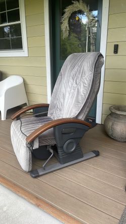 Free massage chair