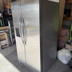 Frigidaire Full Depth Refrigerator