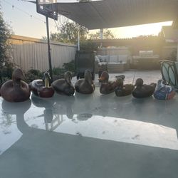 Vintage Wooden Duck Decoys – Hand-Carved