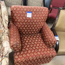 Accent chair