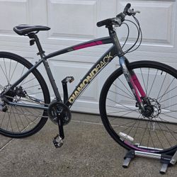 700c Diamondback Hybrid City Bike 