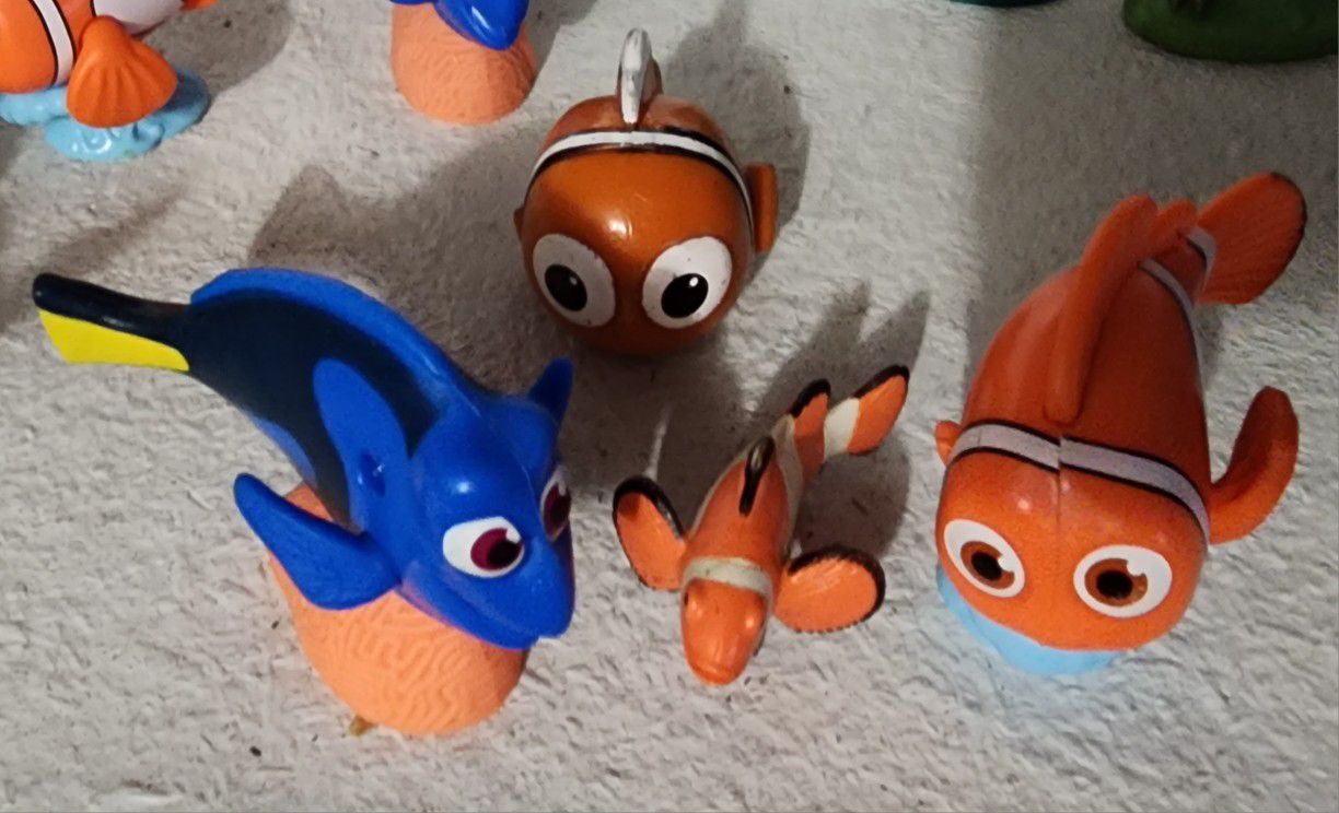 Disney Finding Nemo Bundle