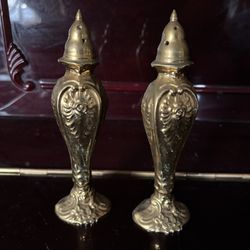 Vintage Grandma’s Gold Hammered Salt & Pepper Shakers 