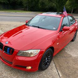 2009 BMW 328i XDrive /// 
with Black Rims - Aftermarket touchscreen HeadUnit - Rearview Camera 

FINANCING AVAILABLE THROUGH LENDERS!
CLEAN CARFAX!
CL