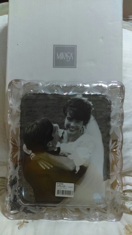 Mikasa Floral Mist 8X10 Picture Frame