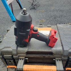 Milwaukee Fuel M18 1/2 In Impact 