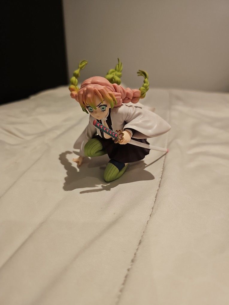 Mitsuri Figure 4