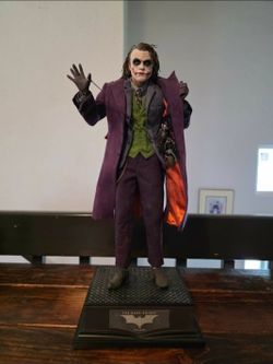 Joker 1/4th Queen Studios figure