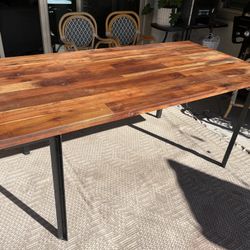 Williams Sonoma Dining Table