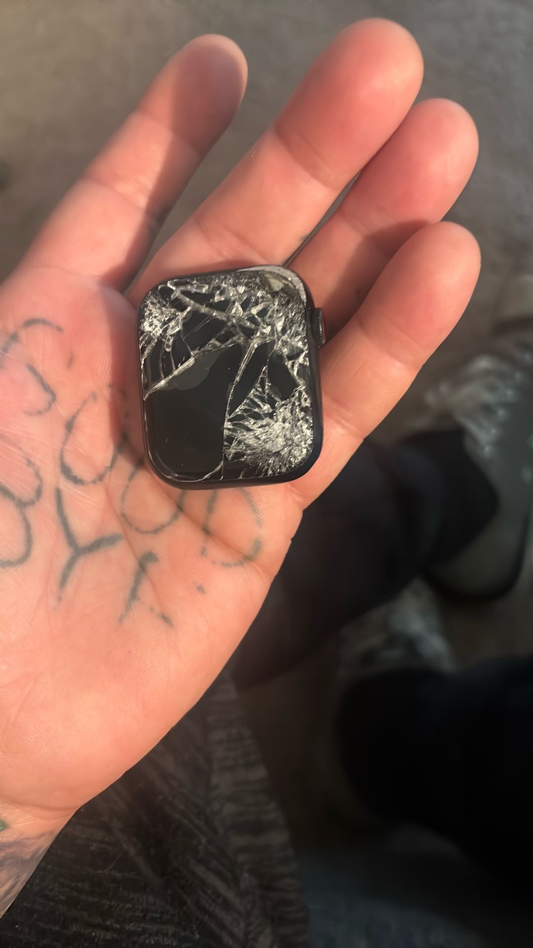 Broken Series 8 45 Mm Apple Watch