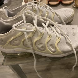 Vapo Max Shoes