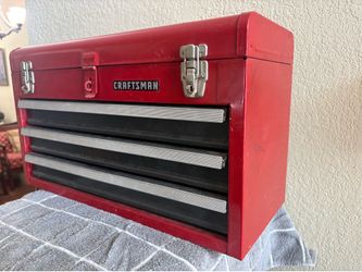 Tool box 20.5x12x8.5”. 3 drawers + top section. Open close smooth. Very clean inside.