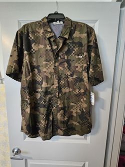 VANS Shirt NWT Green Camouflage Short Sleeve Cotton Button Front NEW