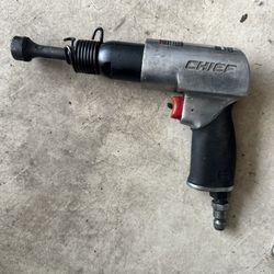 Chief Professional Medium Barrel Air Hammer