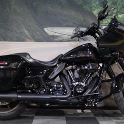 2022 Harley-Davidson® FLTRST - Road Glide® ST