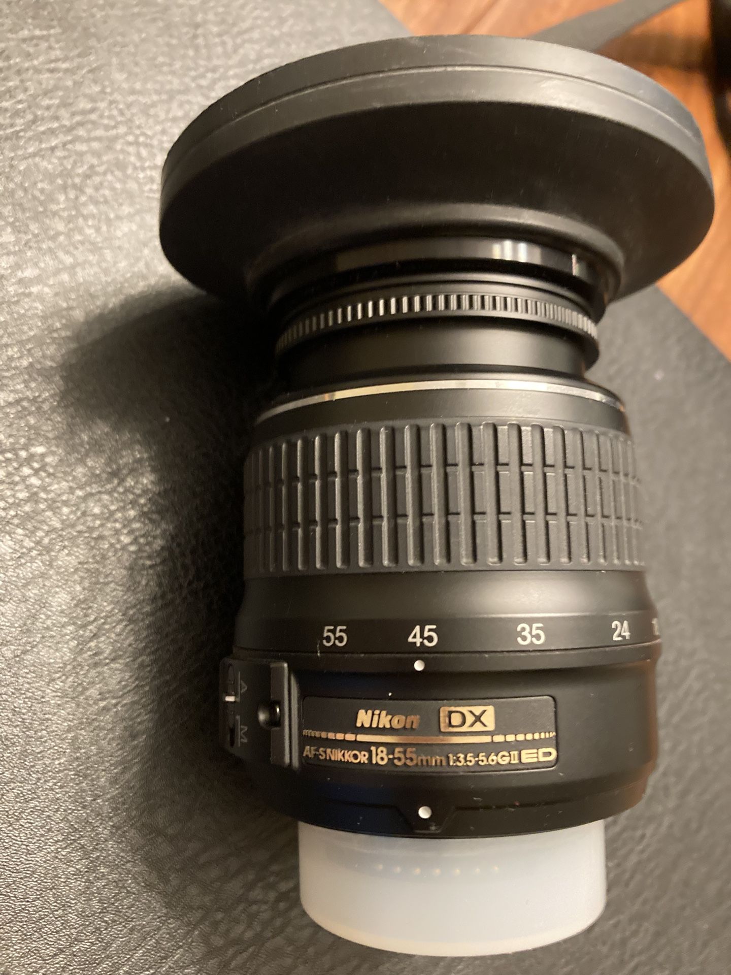 Nikon D-X 18-55 mm Len