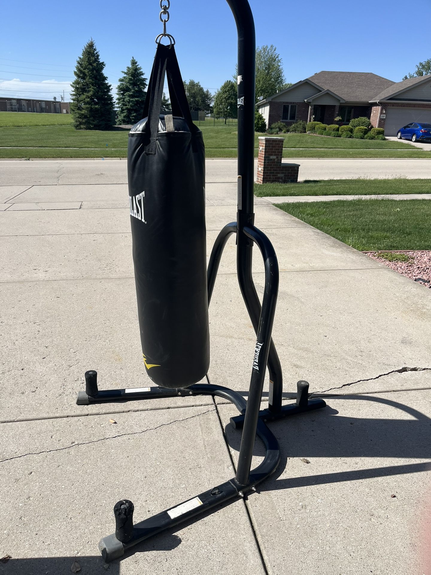 Punching Bag And Sit Up Work Out Bench