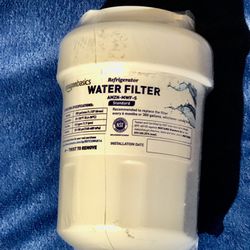 Amazon Basics Standard Replacement Refrigerator Water Filter For G.E. MWF Models