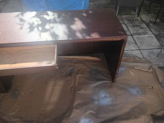 must sell today soild wood desk