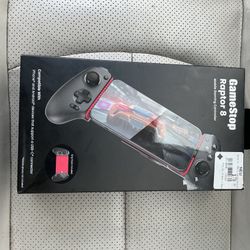 Raptor Mobile Gaming Device