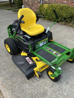 ‘19 John Deere Z345R 42” Zero Turn