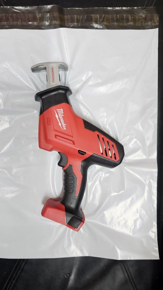 Milwaukee M18 Compact 18-Volt Hackzall Sawzall Pruning Saw Tool-Only