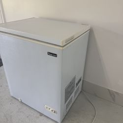 Freezer- Used 1 Year.