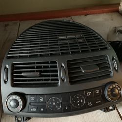 04 Mercedes E320 Heater Control 