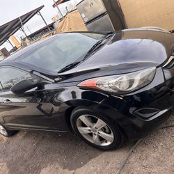 Hyundai Elantra 2013 