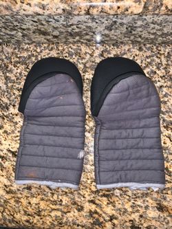 Working Kitchen Brand Rubber Tip Oven Mitts
